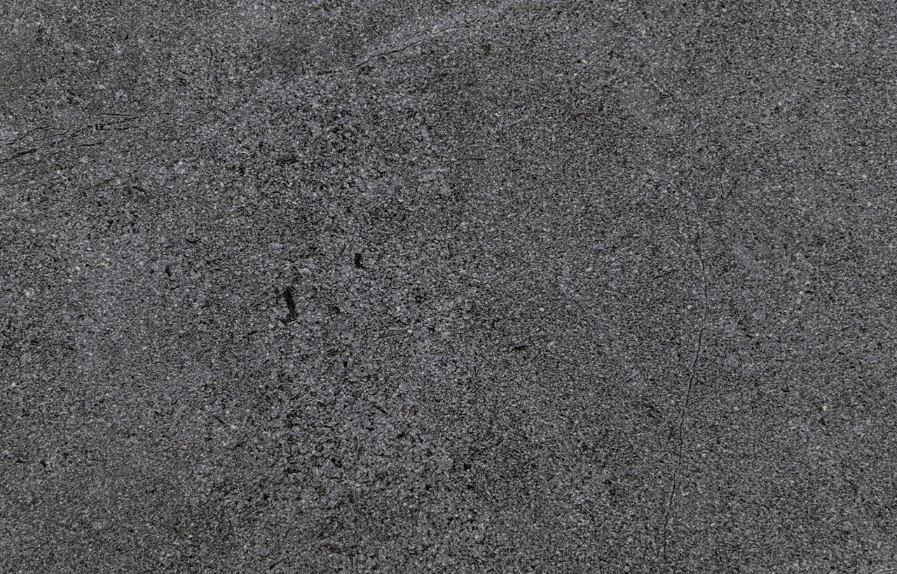 Pierre Bleue Porcelain surface detail with fine grey stone texture