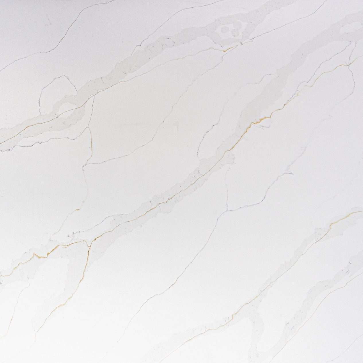 Close up of Eternal Calacatta Quartz worktop showing detailed veining